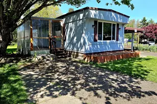 1905 Waverly Dr, Albany, OR 97322 - Photo 2