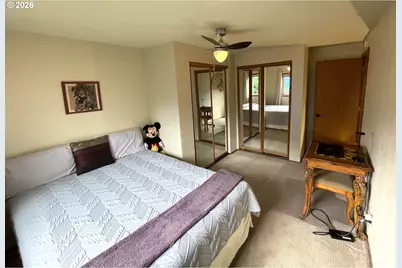 1945 Sunrise Blvd, Eugene, OR 97405 - Photo 16