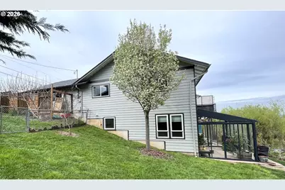 1945 Sunrise Blvd, Eugene, OR 97405 - Photo 34