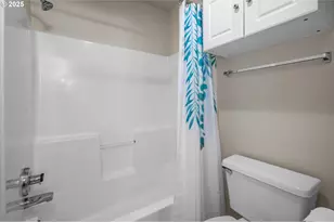 14652 SW Grandview Ln, Tigard, OR 97224 - Photo 38