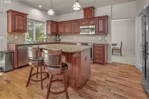 14652 SW Grandview Ln, Tigard, OR 97224 - Photo 12