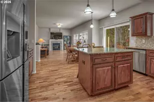 14652 SW Grandview Ln, Tigard, OR 97224 - Photo 16