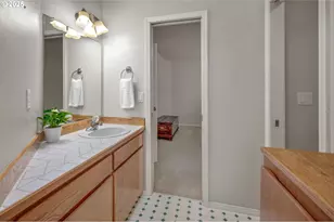 14652 SW Grandview Ln, Tigard, OR 97224 - Photo 36