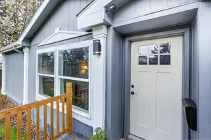 2905 NE 206th Pl, Fairview, OR 97024 - Photo 2