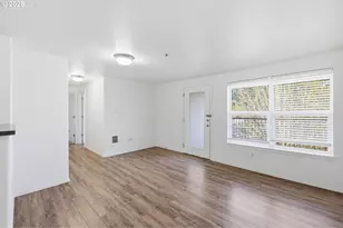 273 SE 162nd Ave, Portland, OR 97233 - Photo 6