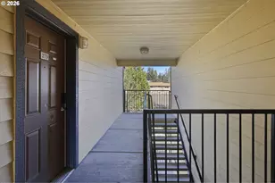 273 SE 162nd Ave, Portland, OR 97233 - Photo 24