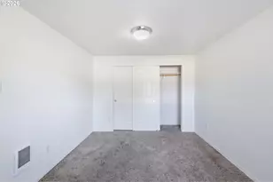 273 SE 162nd Ave, Portland, OR 97233 - Photo 20