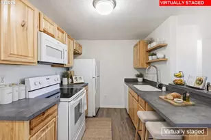 273 SE 162nd Ave, Portland, OR 97233 - Photo 8