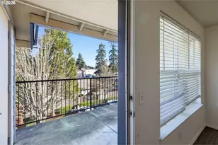 273 SE 162nd Ave, Portland, OR 97233 - Photo 24