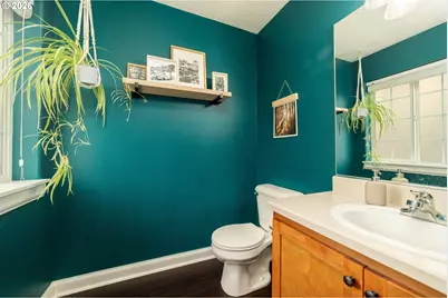 219 SW Owens Pl, Troutdale, OR 97060 - Photo 8