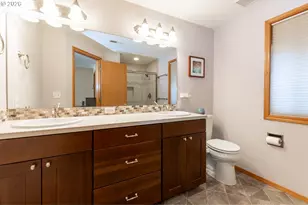 10625 SW Oriole Cir, Beaverton, OR 97007 - Photo 16