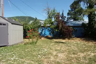 222 W 1st Ave, Riddle, OR 97469 - Photo 38