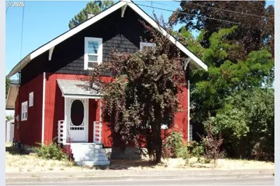 222 W 1st Ave, Riddle, OR 97469 - Photo 1