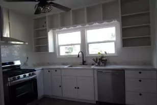 222 W 1st Ave, Riddle, OR 97469 - Photo 10