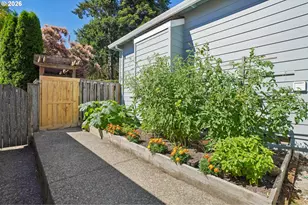11430 SW Jackie Ct, Tigard, OR 97224 - Photo 42