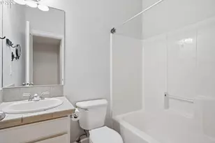 2520 NW Jean Ln, Portland, OR 97229 - Photo 6