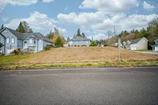 267 W Beacon Hill Dr, Longview, WA 98632 - Photo 24