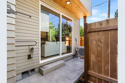 3003 NE Ainsworth St #14, Portland, OR 97211 - Photo 24