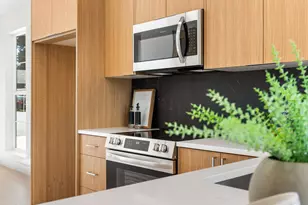 3003 NE Ainsworth St, Portland, OR 97211 - Photo 10