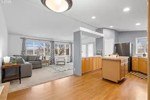 3127 SW River View Dr, Pendleton, OR 97801 - Photo 6