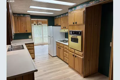 1475 Green Acres Rd #41, Eugene, OR 97408 - Photo 6