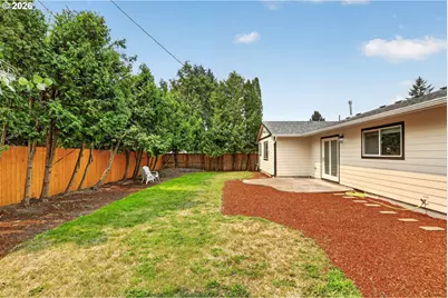 13670 SW 21st St, Beaverton, OR 97008 - Photo 36