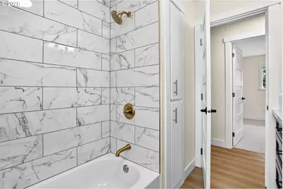 13670 SW 21st St, Beaverton, OR 97008 - Photo 34
