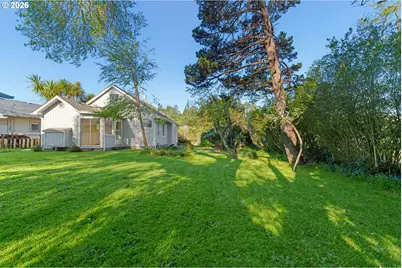 Madrona St, North Bend, OR 97459 - Photo 8