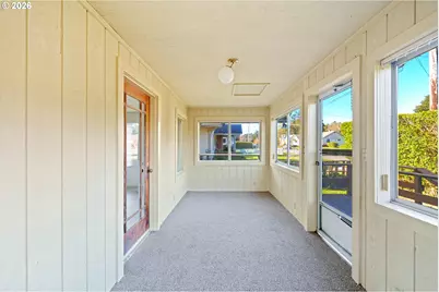 Madrona St, North Bend, OR 97459 - Photo 10