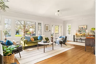 5916 N Moore Ave, Portland, OR 97217 - Photo 2