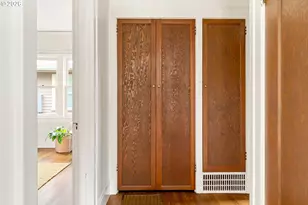 5916 N Moore Ave, Portland, OR 97217 - Photo 16