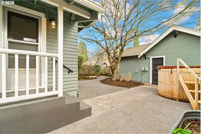 5916 N Moore Ave, Portland, OR 97217 - Photo 30