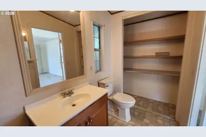 2150 Laura St #39, Springfield, OR 97477 - Photo 16