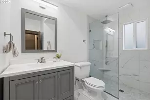1512 SW 18th Ave, Portland, OR 97201 - Photo 4