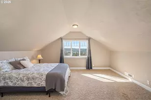 1750 E Taylor Ave, Cottage Grove, OR 97424 - Photo 16