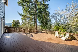 1750 E Taylor Ave, Cottage Grove, OR 97424 - Photo 2