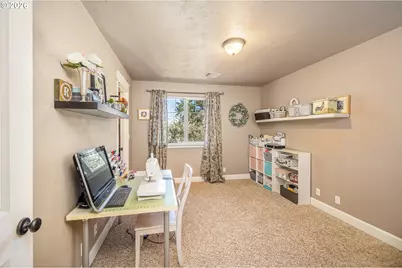 1750 E Taylor Ave, Cottage Grove, OR 97424 - Photo 24