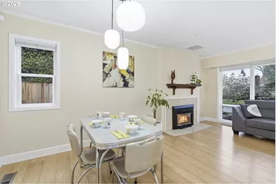 4005 SE Lexington St, Portland, OR 97202 - Photo 8