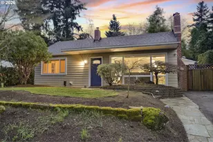 4005 SE Lexington St, Portland, OR 97202 - Photo 2