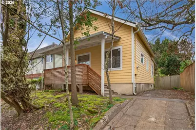 1521 SE Ash St, Portland, OR 97214 - Photo 1