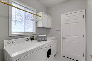 9719 NW Fleischner St, Portland, OR 97229 - Photo 32