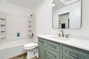 10345 NE Clackamas St, Portland, OR 97220 - Photo 8