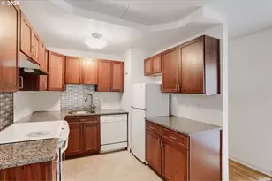 1937 NW Hoyt St, Portland, OR 97209 - Photo 18