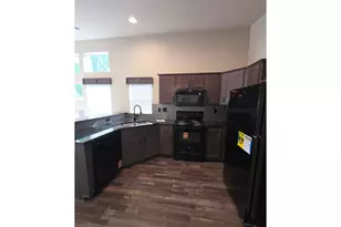 21298 NE Butler Market Rd, Bend, OR 97701 - Photo 14