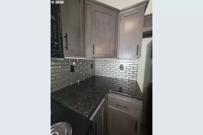 21298 NE Butler Market Rd, Bend, OR 97701 - Photo 6