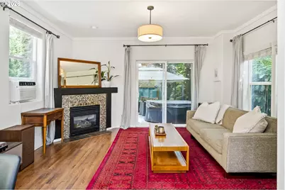 9442 N Buchanan Ave, Portland, OR 97203 - Photo 8