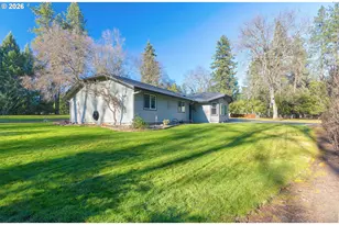 2164 Russell Rd, Merlin, OR 97532 - Photo 6