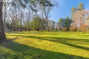 2164 Russell Rd, Merlin, OR 97532 - Photo 8