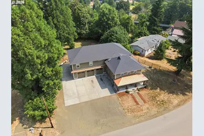 246 S Main St, Falls City, OR 97344 - Photo 6