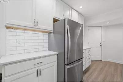 7200 SW Benz Park Dr, Portland, OR 97225 - Photo 8